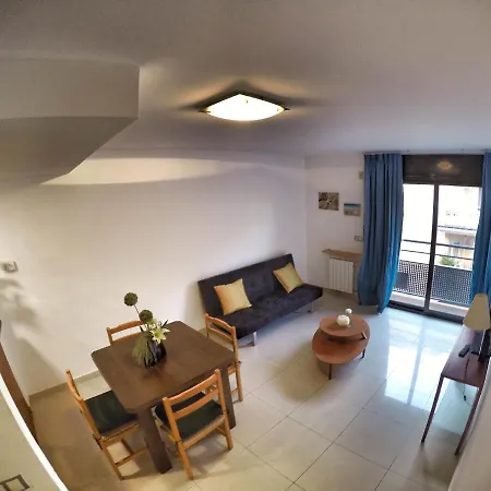 Apartment Arquitecte Gaudi 2b