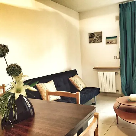 Arquitecte Gaudi 2b Apartment
